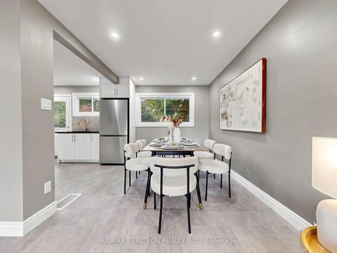 Photo 8 at 56 Ternhill Crescent, Don Mills, Toronto