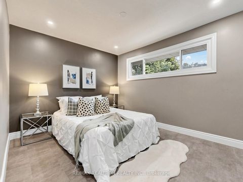 Photo 16 at 56 Ternhill Crescent, Don Mills, Toronto