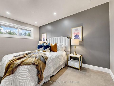 Photo 19 at 56 Ternhill Crescent, Don Mills, Toronto