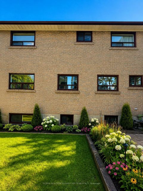 Photo 1 at 180 Woodsworth Road, Windfields, Toronto