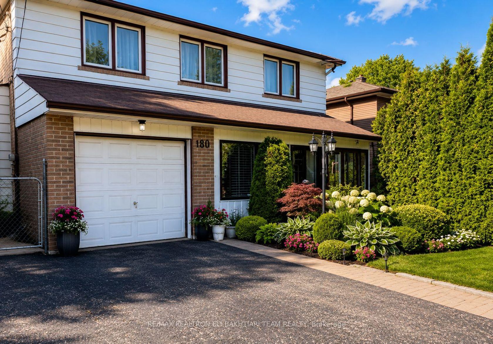 180 Woodsworth Road, Windfields, Toronto 