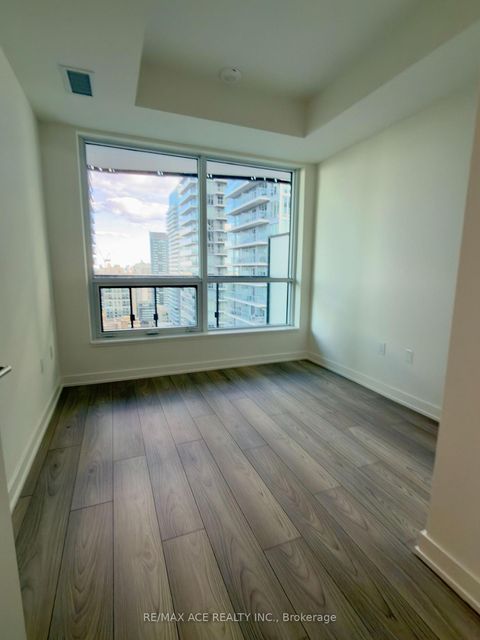 Photo 4 at 2213 - 110 Broadway Avenue, Mount Pleasant West, Toronto