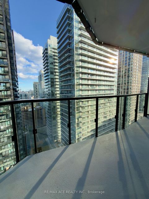 Photo 9 at 2213 - 110 Broadway Avenue, Mount Pleasant West, Toronto