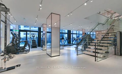 Photo 12 at 2213 - 110 Broadway Avenue, Mount Pleasant West, Toronto