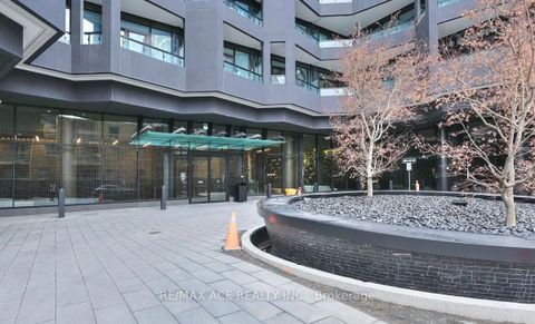 Photo 15 at 2213 - 110 Broadway Avenue, Mount Pleasant West, Toronto