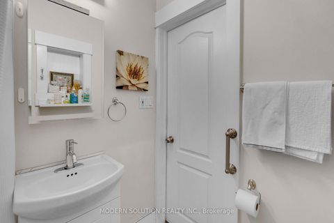 Photo 19 at 741 Milverton Boulevard, Lumsden, Toronto