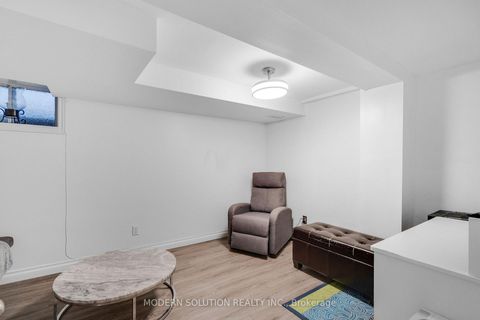 Photo 22 at 741 Milverton Boulevard, Lumsden, Toronto