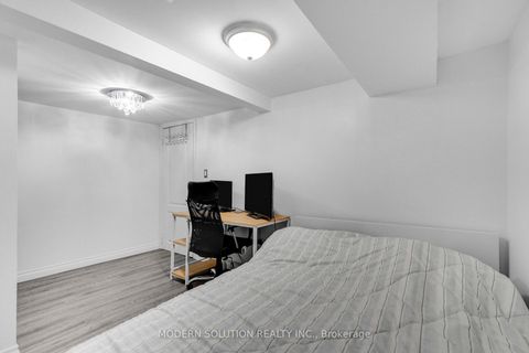 Photo 26 at 741 Milverton Boulevard, Lumsden, Toronto