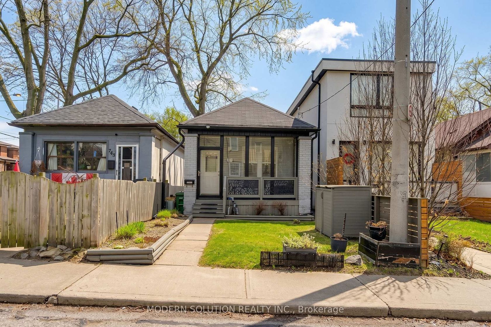 741 Milverton Boulevard, Lumsden, Toronto 