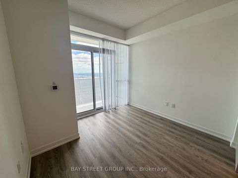 Photo 10 at 5510 - 8 Interchange Way, Vaughan Corporate Centre, Vaughan