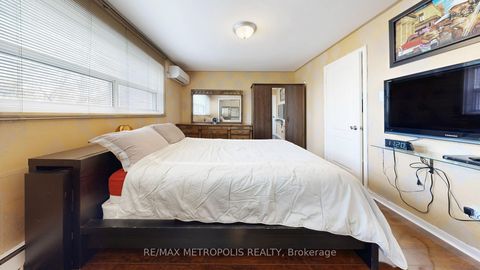 Photo 22 at 13 - 13 Candy Court Way, Newtonbrook West, Toronto