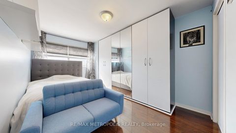 Photo 25 at 13 - 13 Candy Court Way, Newtonbrook West, Toronto