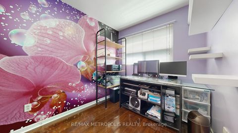 Photo 31 at 13 - 13 Candy Court Way, Newtonbrook West, Toronto
