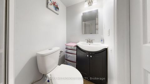 Photo 40 at 13 - 13 Candy Court Way, Newtonbrook West, Toronto