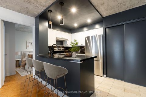Photo 5 at 606 - 30 Hayden Street, Yonge Corridor, Toronto