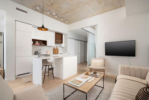 Photo 8 at 809 - 383 Sorauren Avenue, Roncesvalles, Toronto