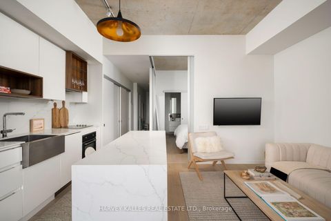 Photo 11 at 809 - 383 Sorauren Avenue, Roncesvalles, Toronto