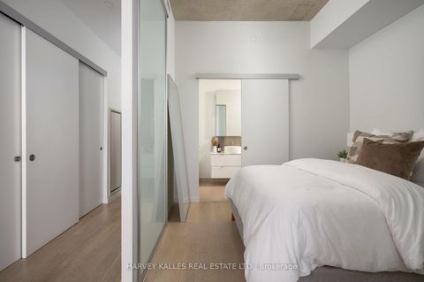 Photo 14 at 809 - 383 Sorauren Avenue, Roncesvalles, Toronto