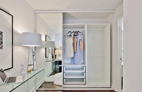 Photo 13 at 108 - 5 Hanna Avenue, Niagara, Toronto