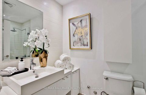 Photo 14 at 108 - 5 Hanna Avenue, Niagara, Toronto