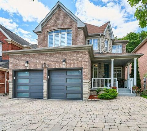 Photo 1 at 382 Via Campanile, Vellore Village, Vaughan