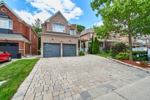 Photo 4 at 382 Via Campanile, Vellore Village, Vaughan