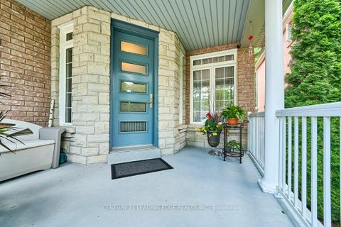 Photo 7 at 382 Via Campanile, Vellore Village, Vaughan
