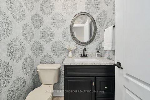 Photo 13 at 382 Via Campanile, Vellore Village, Vaughan