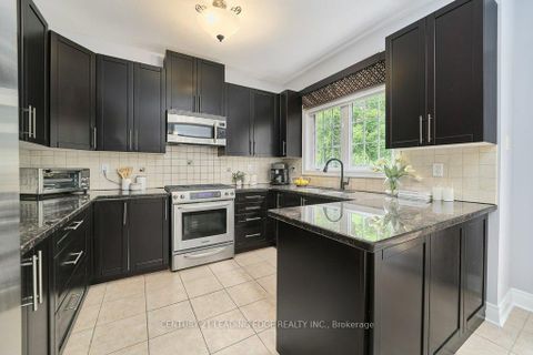 Photo 16 at 382 Via Campanile, Vellore Village, Vaughan