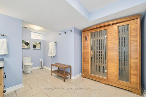 Photo 33 at 382 Via Campanile, Vellore Village, Vaughan