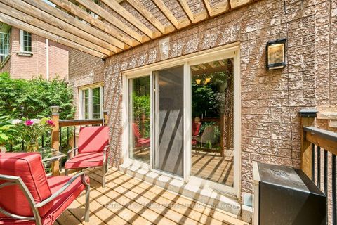 Photo 37 at 382 Via Campanile, Vellore Village, Vaughan