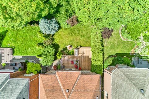 Photo 43 at 382 Via Campanile, Vellore Village, Vaughan