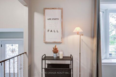 Photo 11 at 19 Hepworth Drive, Richview, Toronto