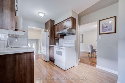 Photo 16 at 19 Hepworth Drive, Richview, Toronto