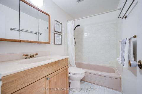 Photo 19 at 19 Hepworth Drive, Richview, Toronto
