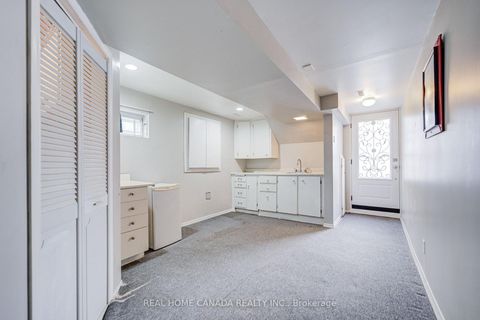 Photo 35 at 19 Hepworth Drive, Richview, Toronto