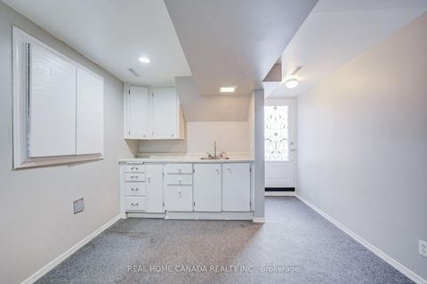 Photo 36 at 19 Hepworth Drive, Richview, Toronto