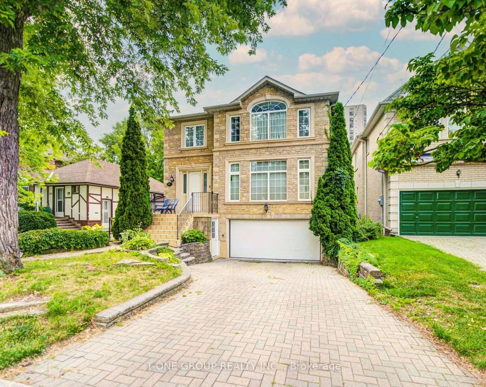 133 Spring Garden Avenue, Willowdale East, Toronto 