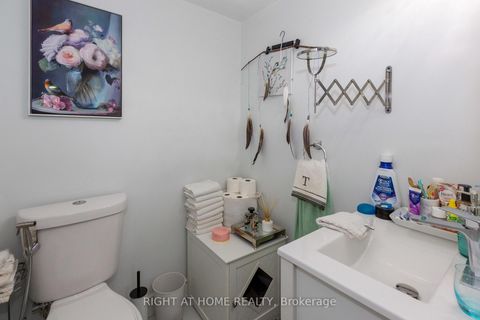 Photo 24 at 706 - 1881 Jane Street, Rustic, Toronto