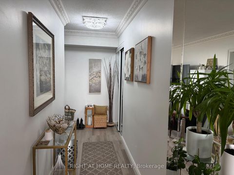 Photo 1 at 706 - 1881 Jane Street, Rustic, Toronto