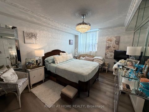 Photo 6 at 706 - 1881 Jane Street, Rustic, Toronto