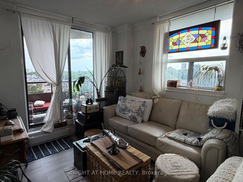 Photo 9 at 706 - 1881 Jane Street, Rustic, Toronto