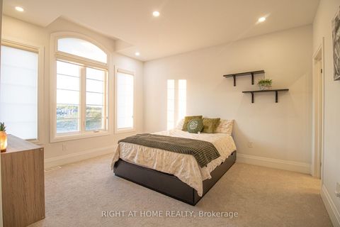 Photo 12 at 43 Longworth Avenue, Rural Richmond Hill, Richmond Hill