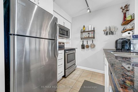 Photo 4 at Lph01 - 73 King William Crescent, Langstaff, Richmond Hill