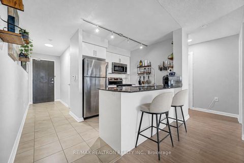 Photo 6 at Lph01 - 73 King William Crescent, Langstaff, Richmond Hill