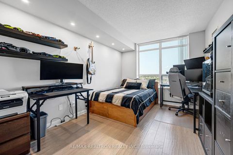 Photo 12 at Lph01 - 73 King William Crescent, Langstaff, Richmond Hill
