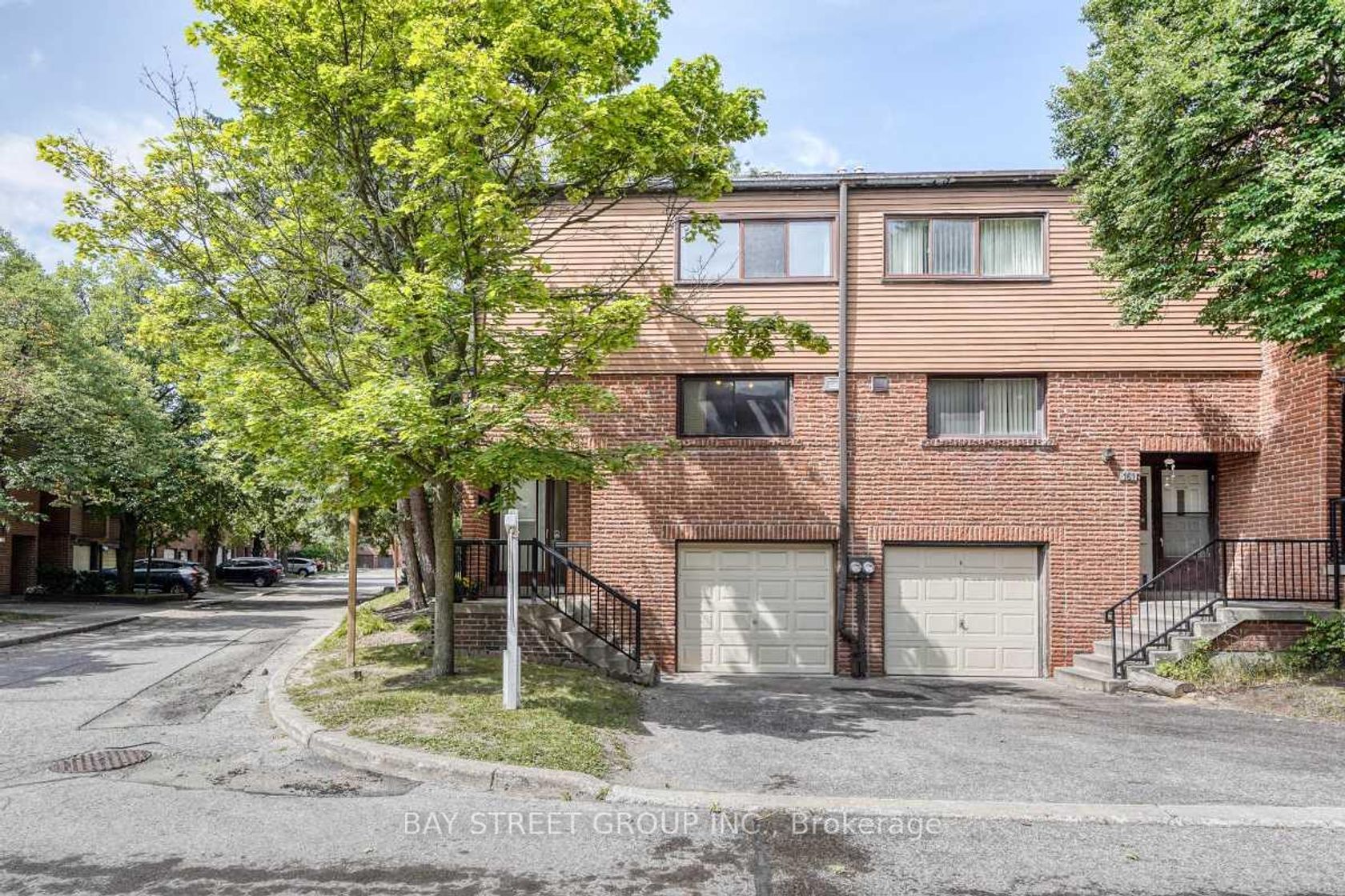 163 Song Meadoway, Hillcrest Village, Toronto 