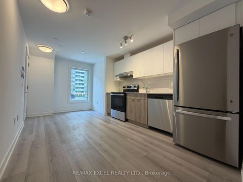 Photo 9 at 67 - 10 CALAMINT Lane, L'Amoreaux, Toronto