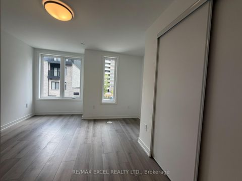 Photo 11 at 67 - 10 CALAMINT Lane, L'Amoreaux, Toronto