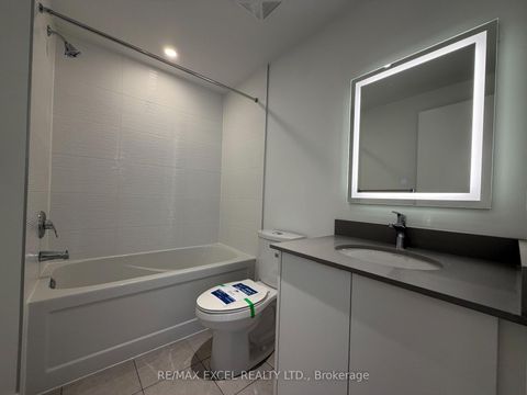 Photo 16 at 67 - 10 CALAMINT Lane, L'Amoreaux, Toronto
